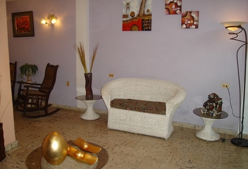 Casa Hostal El Girasol - Santiago de Cuba